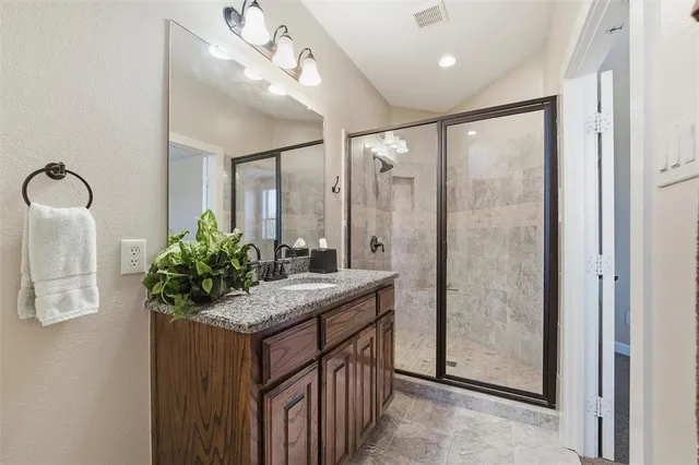 $894,500 | 459 Lakeview Boulevard, Denton, TX 76208