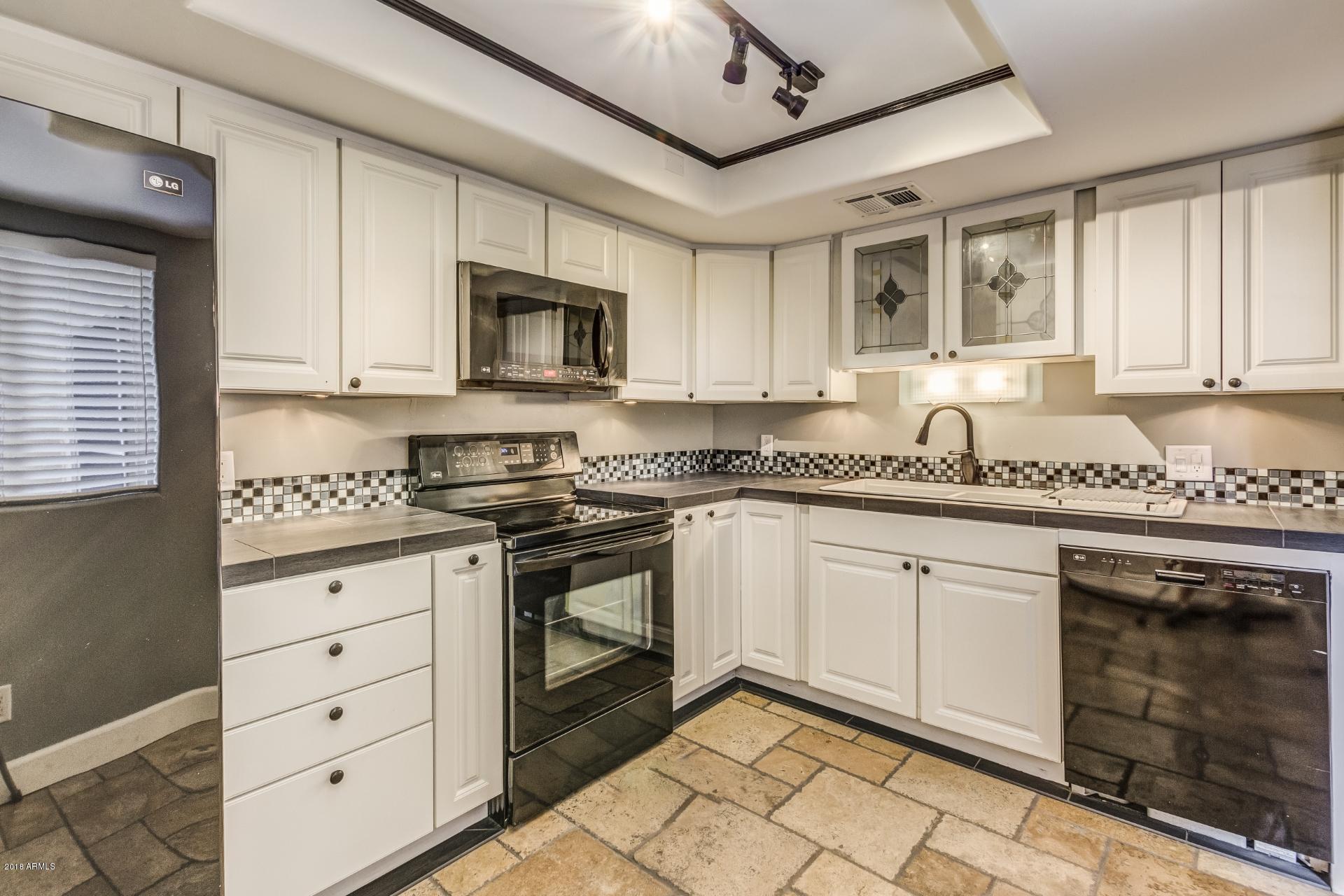 4201 East Camelback Road, Unit 71 Phoenix, AZ 85018 - Photo 11 of 27 Camelback (11)