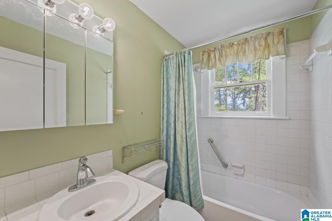 600 7th Street North Clanton, AL 35045 - Photo 23 of 35