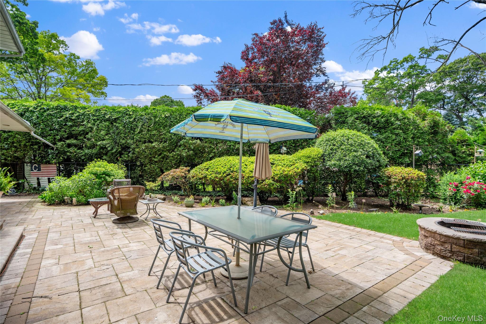 565 Mohawk Road West West Hempstead, NY 11552 - Photo 41 of 48