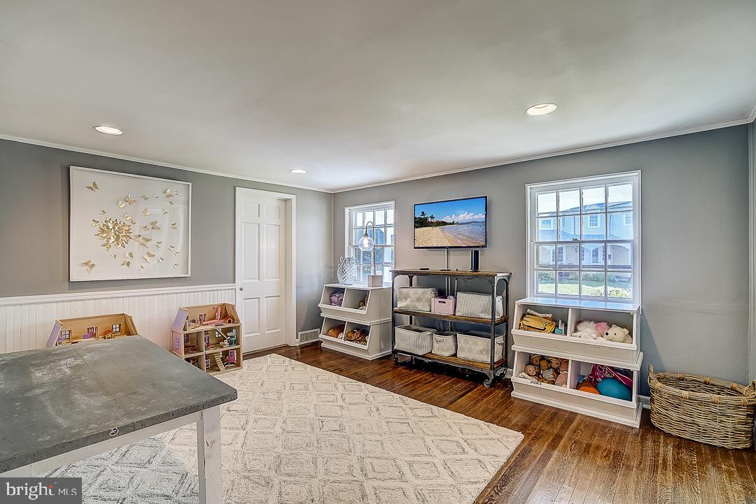 338 Hewett Road Wyncote, PA 19095 - Photo 24 of 50