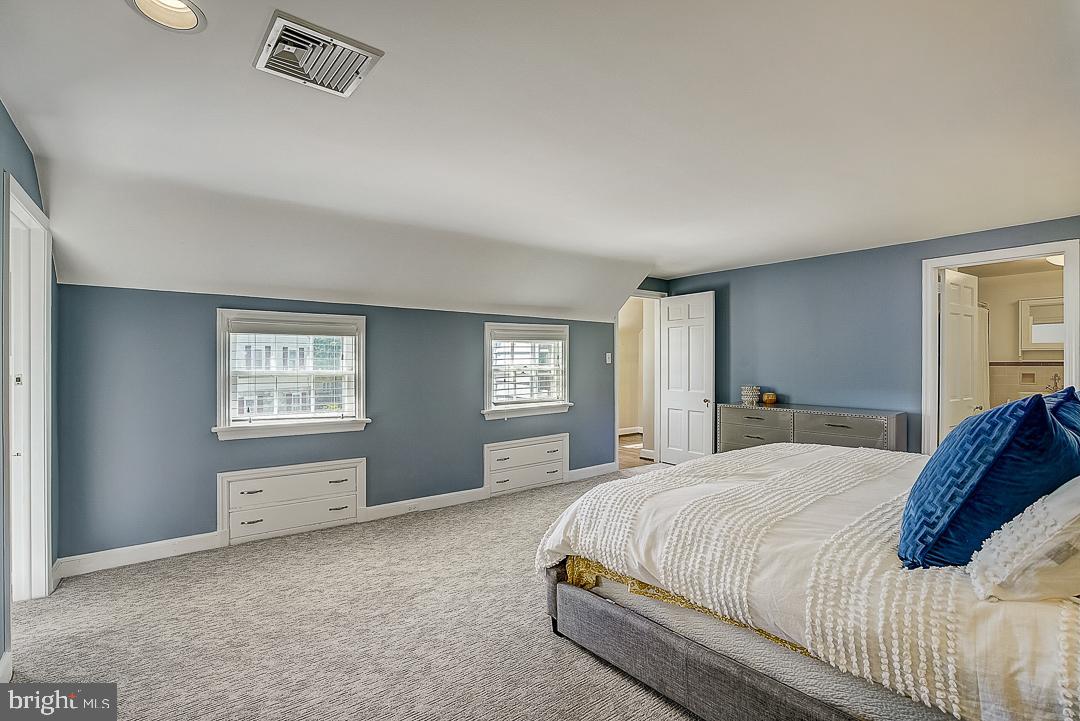 338 Hewett Road Wyncote, PA 19095 - Photo 32 of 50