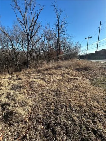 $10,000 | 3425 North 27th Street, Kansas City, KS 66104