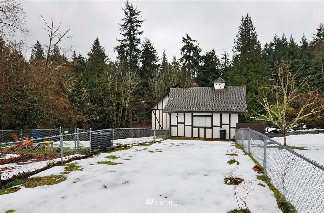 6705 Fisher Road Edmonds, WA 98026 - Photo 20 of 25 Gallery Image 20