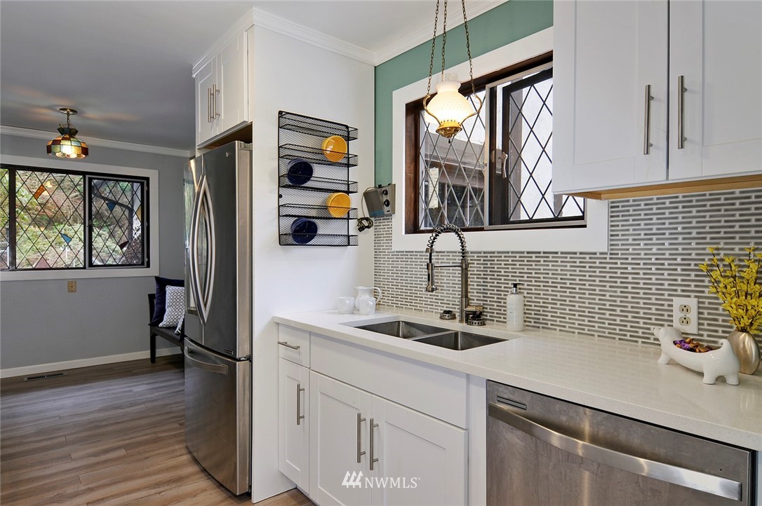 6705 Fisher Road Edmonds, WA 98026 - Photo 8 of 25 Gallery Image 8