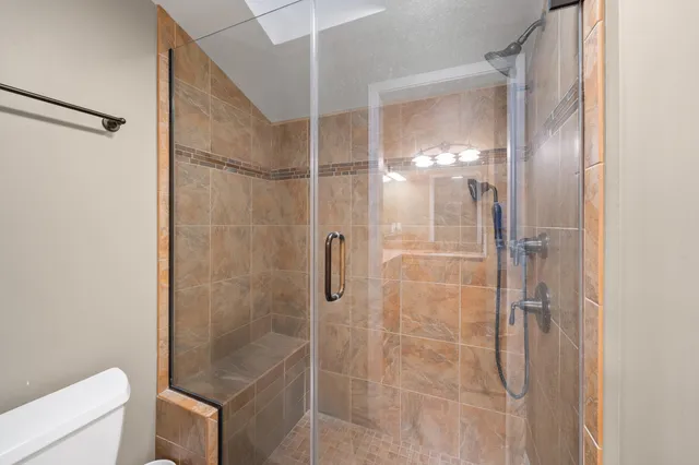 $655,000 | 850 Hillside Drive, Unit GG1, Fontana, WI 53125