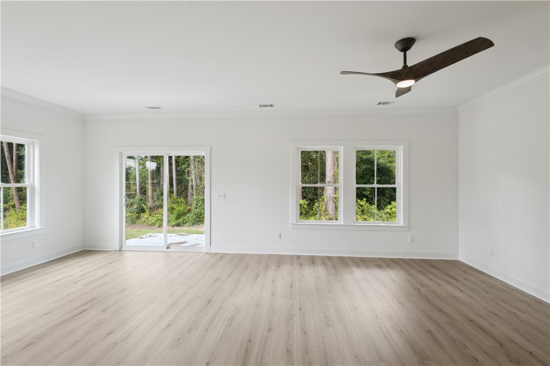 1044 Cottage Way Darien, GA 31305 - Photo 4 of 15