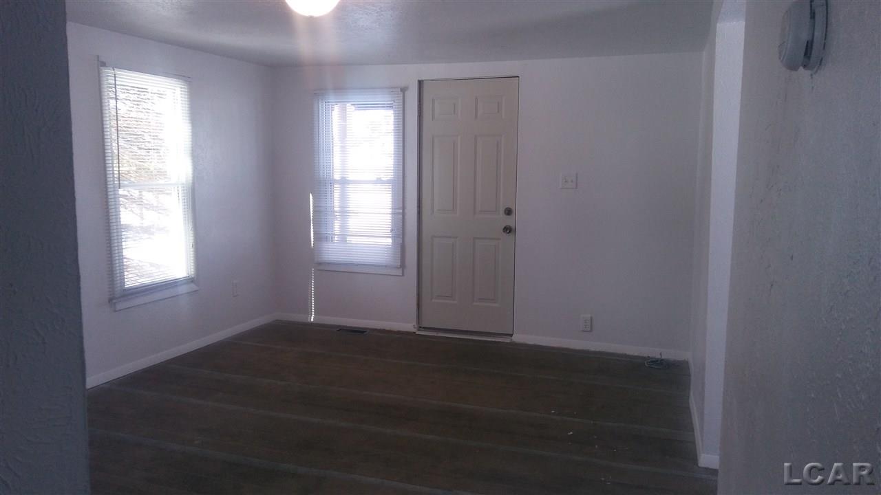 8187 Pixley Road Palmyra, MI 49268 - Photo 6 of 12 31337301-5.JPG