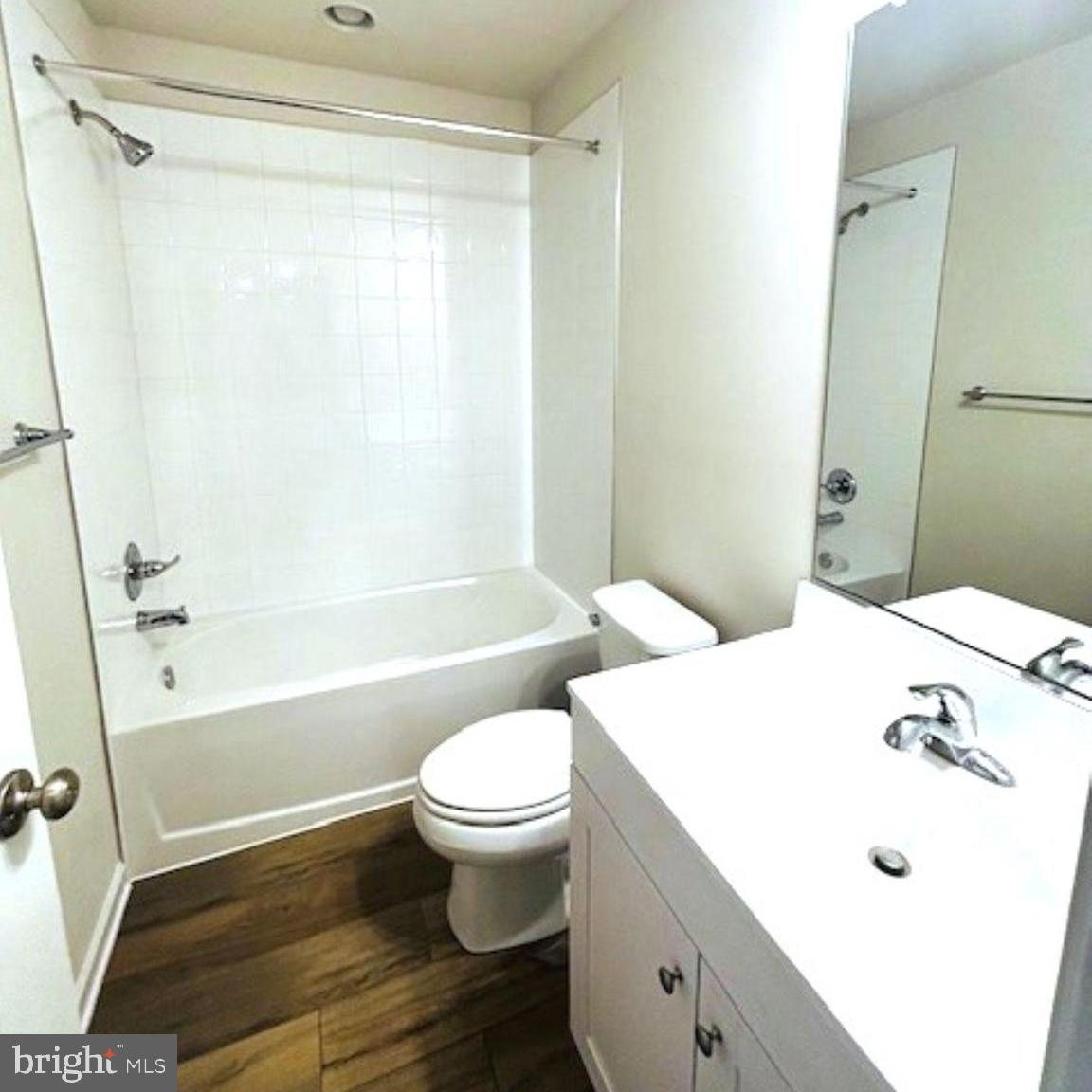 719 R Wilson Loop Georgetown, DE 19947 - Photo 8 of 17 a bathroom with a sink toilet and shower