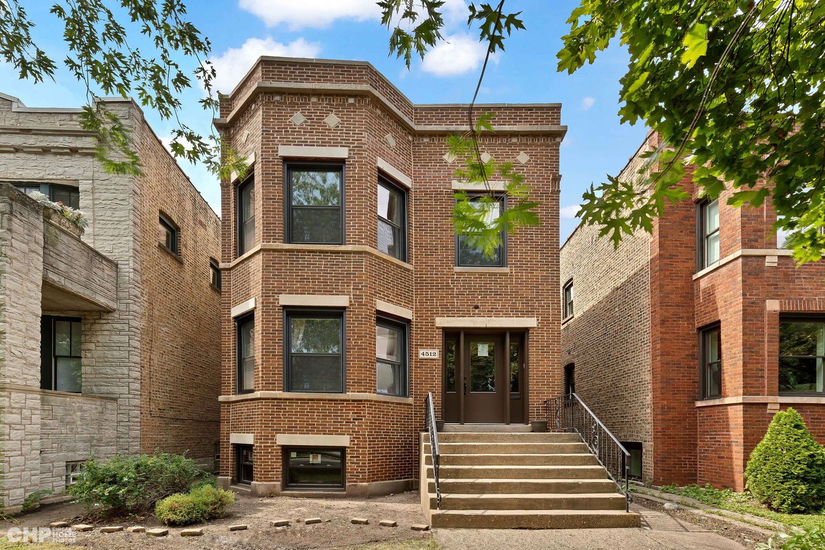 4512 North California Ave Unit 1  
