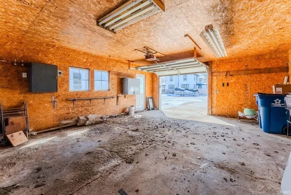 $175,500 | 600 North Sycamore Street, North Manchester, IN 46962