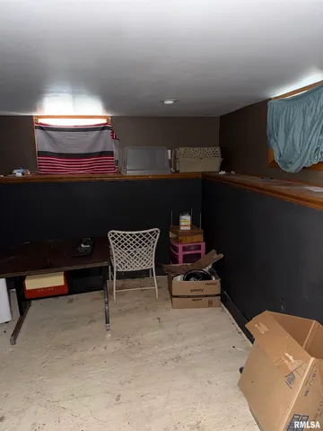 $70,000 | 409 South Price Street, Industry, IL 61440