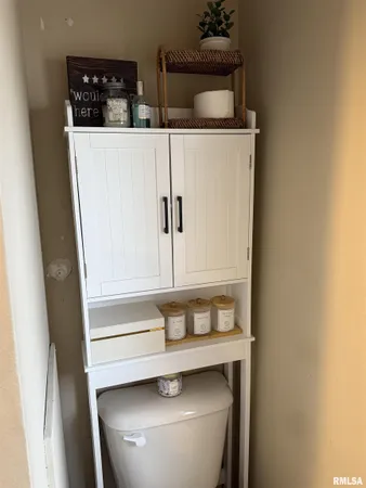 $62,000 | 409 South Price Street, Industry, IL 61440