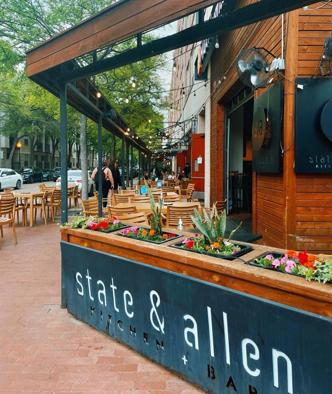 2619 Colby Street, Unit B Dallas, TX 75204 - Photo 32 of 34 a outdoor area with lots of table and chairs