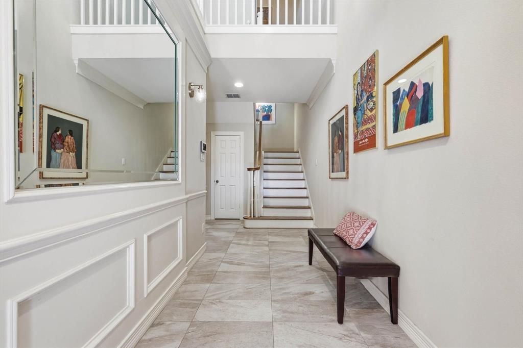 2619 Colby Street, Unit B Dallas, TX 75204 - Photo 4 of 34 a bathroom with a sink and a mirror