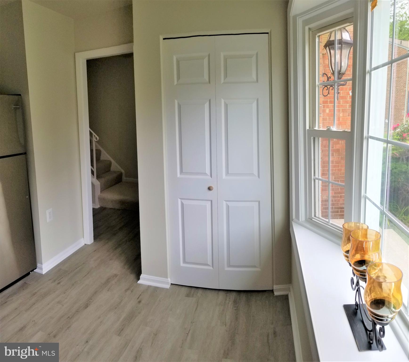 2899 Seminole Road Woodbridge, VA 22192 - Photo 14 of 56 main level - kitchen (pantry)
