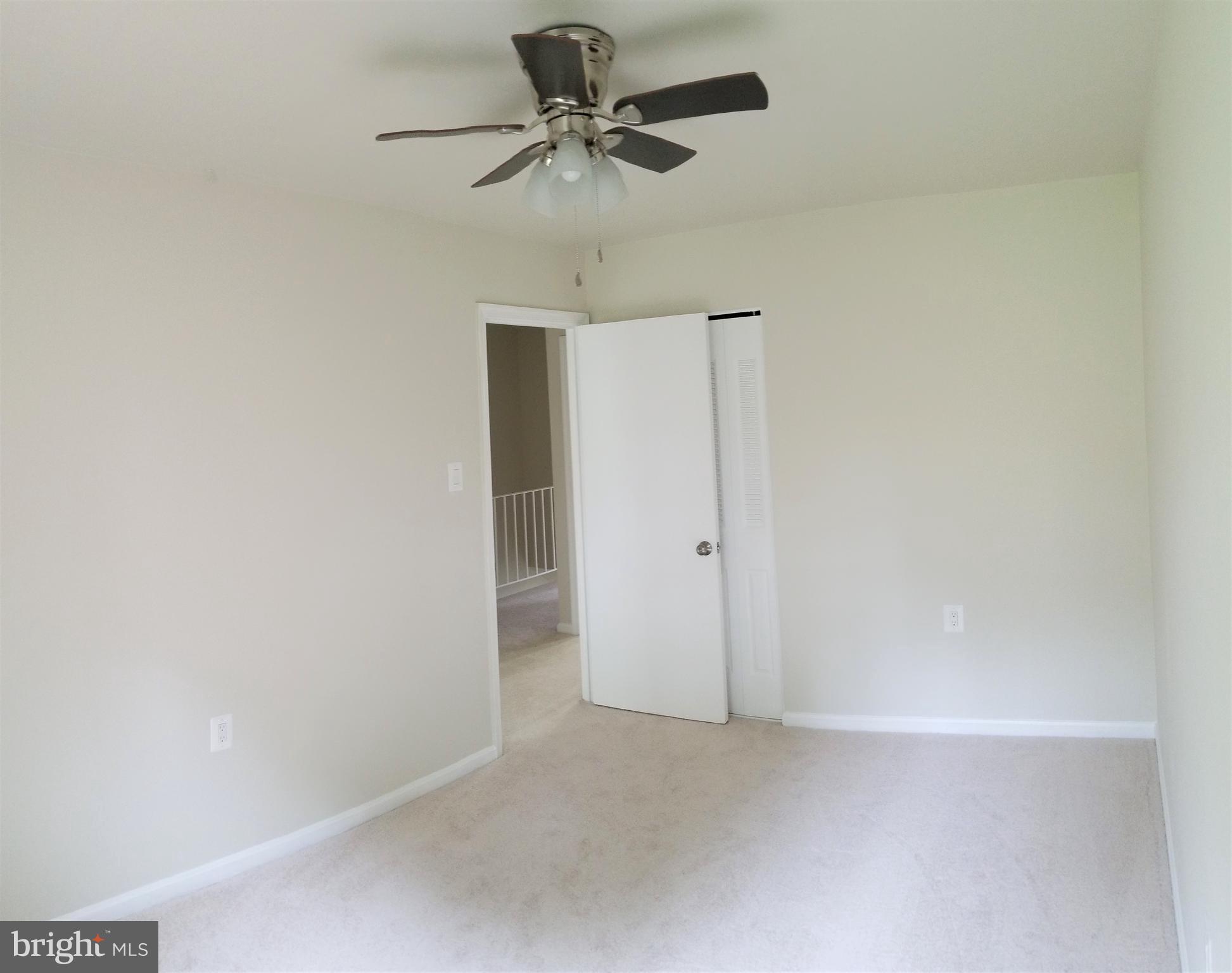 2899 Seminole Road Woodbridge, VA 22192 - Photo 22 of 56 upper level - bedroom 1