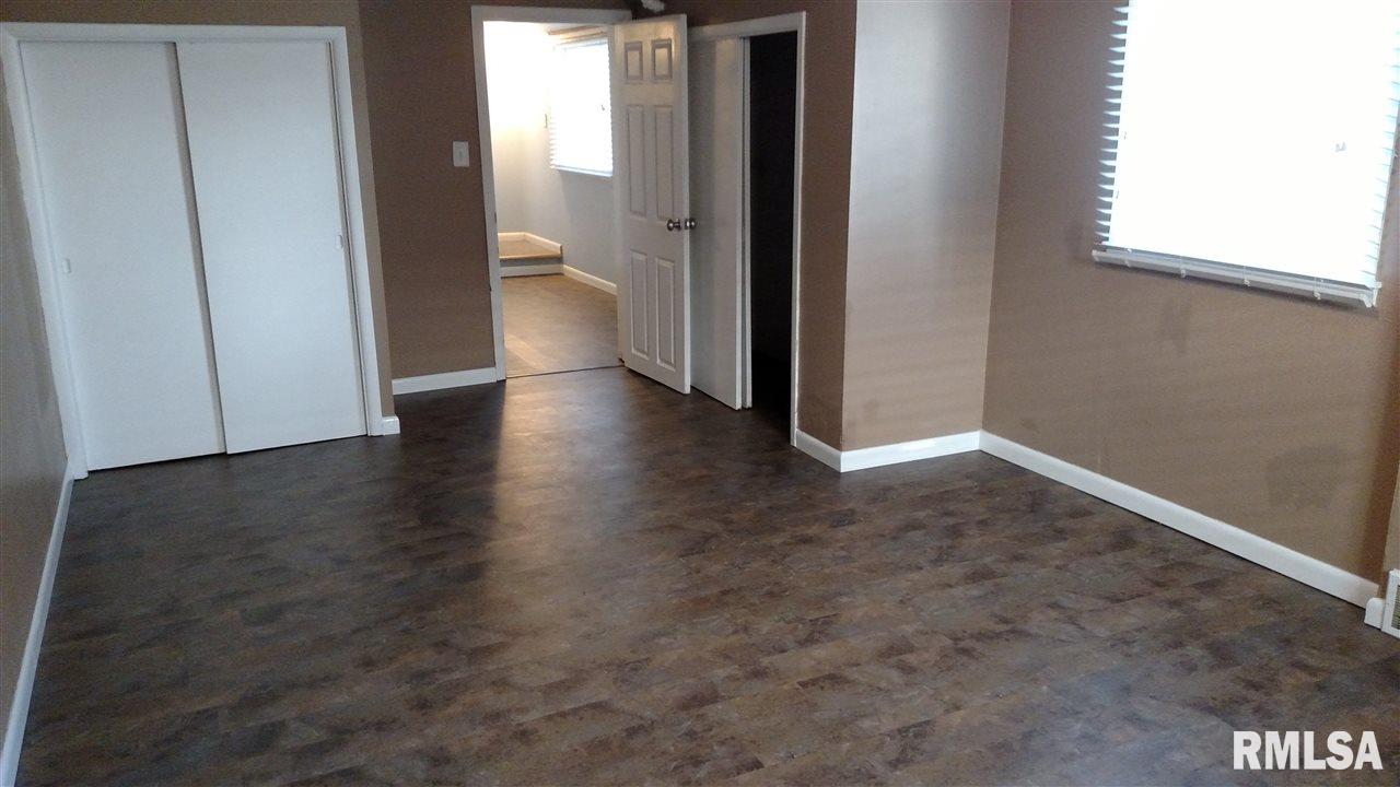 1003 Sheridan Road Pekin, IL 61554 - Photo 27 of 31 Gallery Image 27