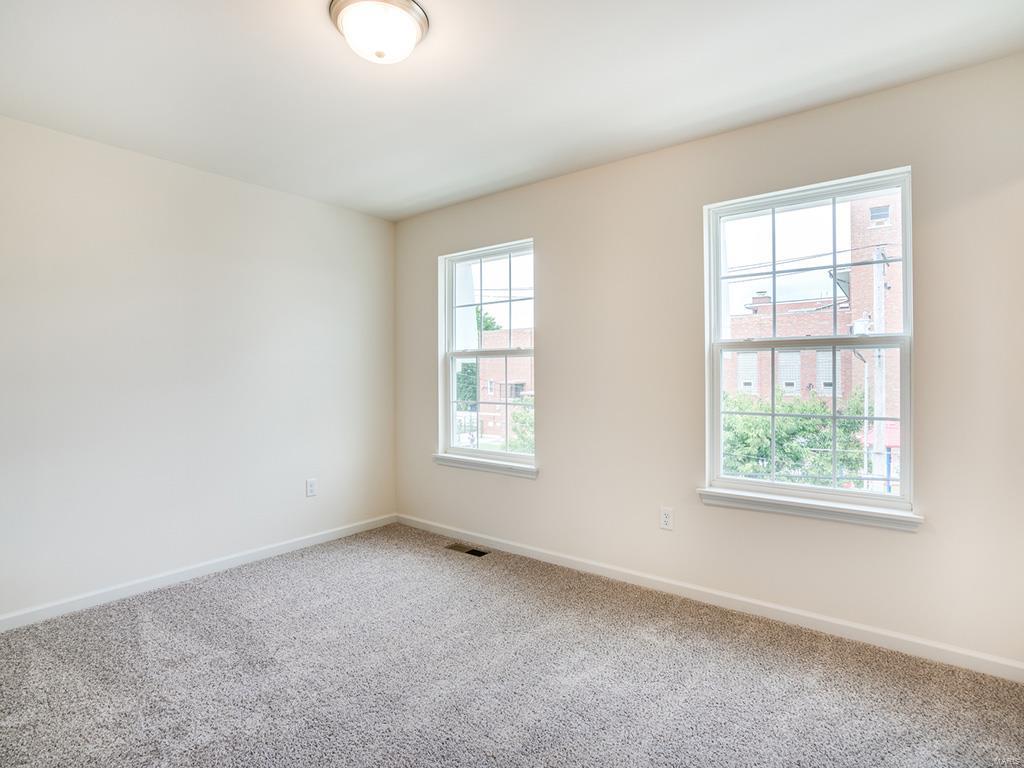 9461 Vandervoort Court Crestwood, MO 63126 - Photo 13 of 19