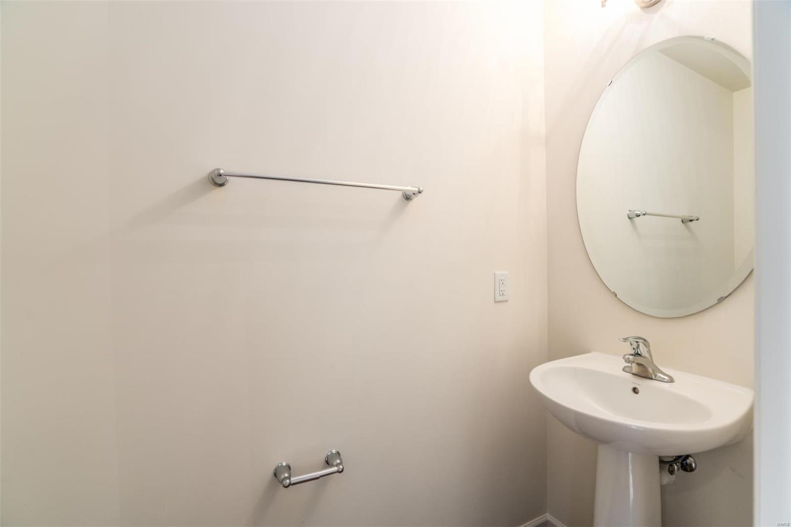 9461 Vandervoort Court Crestwood, MO 63126 - Photo 9 of 19