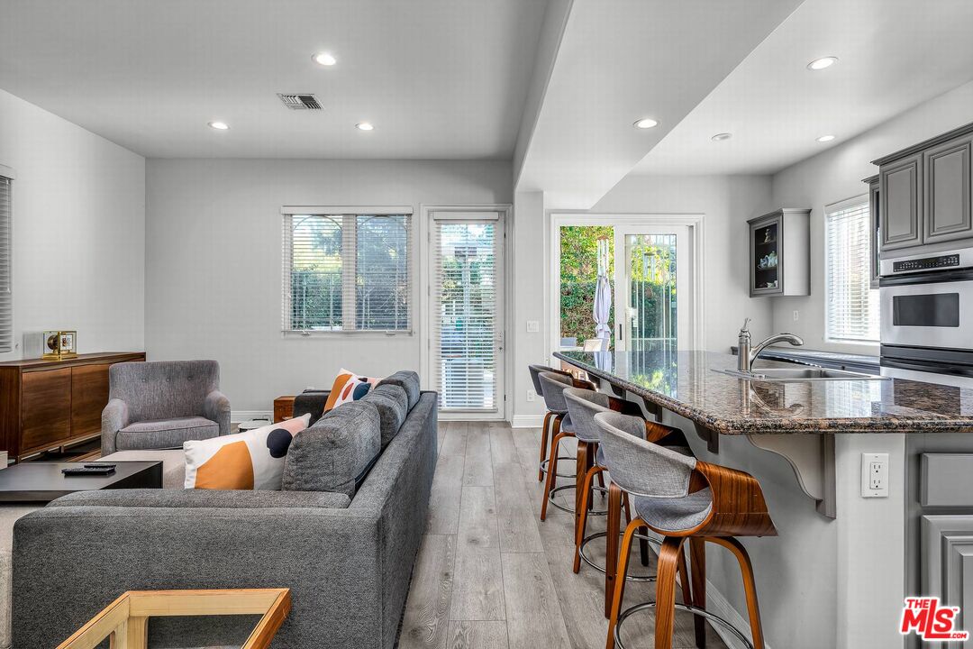 928 Harbor Crossing Lane Marina del Rey, CA 90292 - Photo 16 of 51