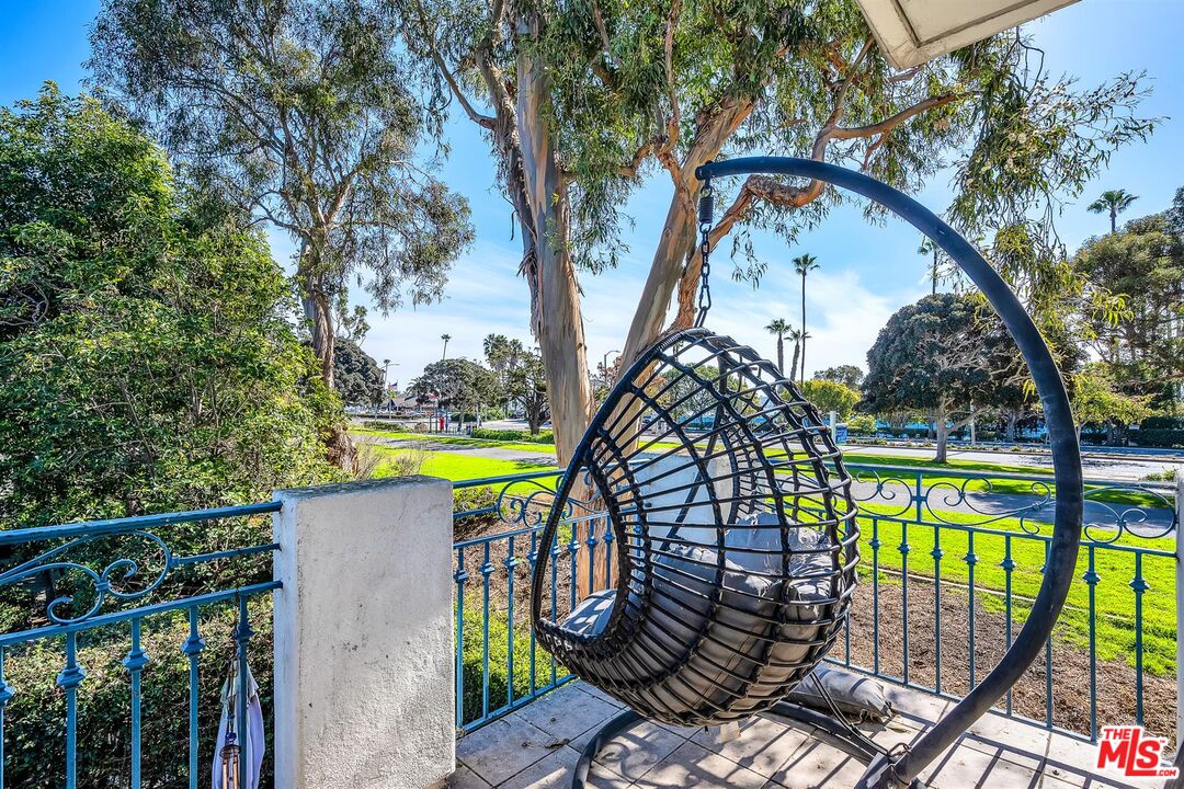 928 Harbor Crossing Lane Marina del Rey, CA 90292 - Photo 28 of 51