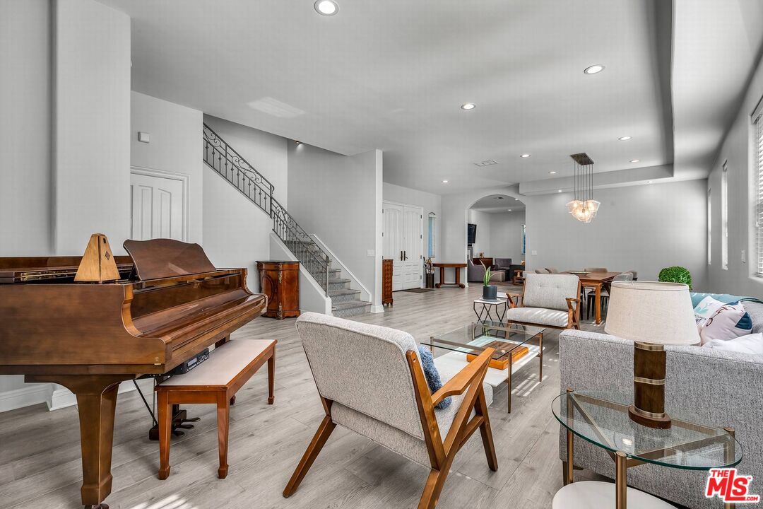 928 Harbor Crossing Lane Marina del Rey, CA 90292 - Photo 3 of 51