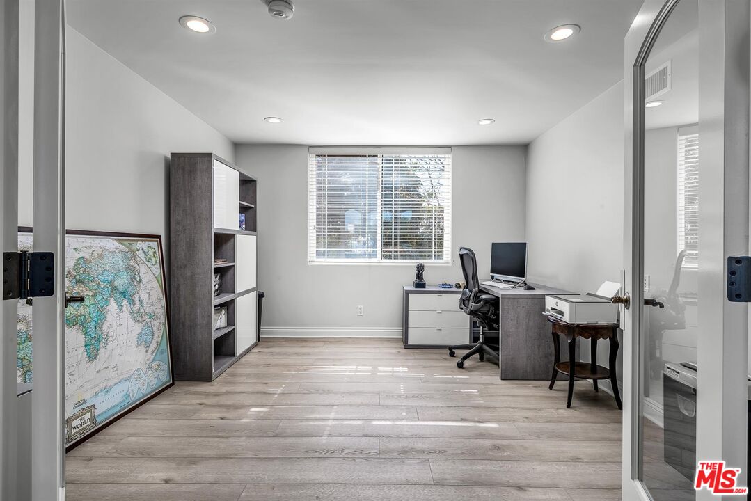 928 Harbor Crossing Lane Marina del Rey, CA 90292 - Photo 32 of 51