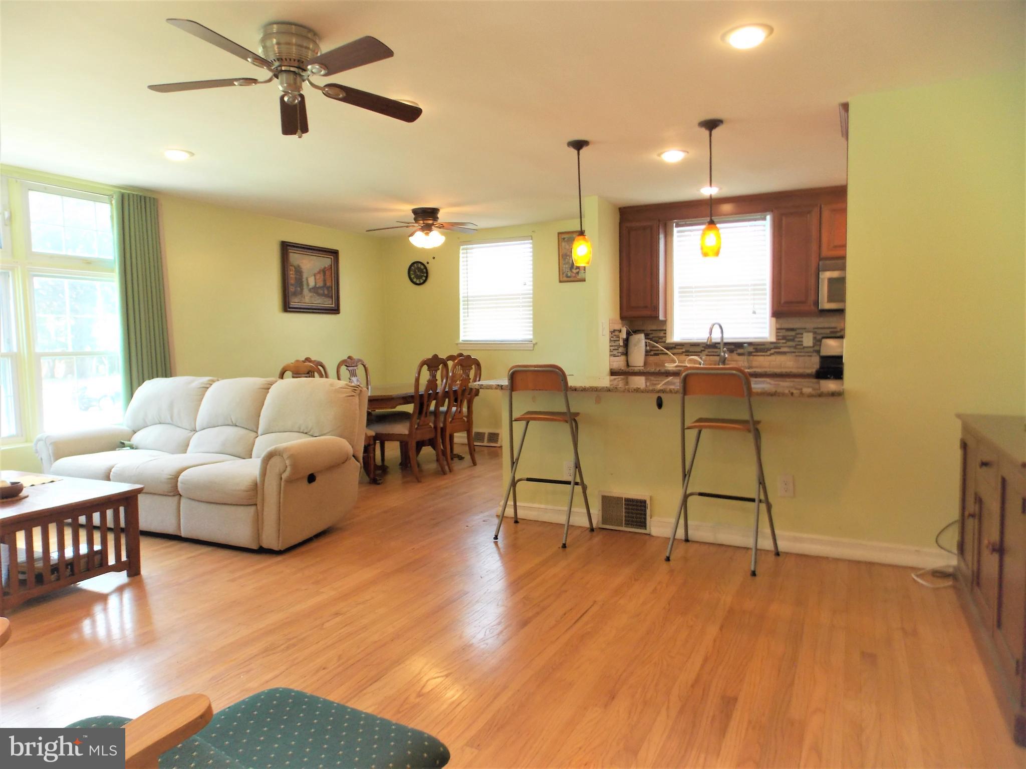 914 Springhaven Road Springfield, PA 19064 - Photo 7 of 31 Open consept