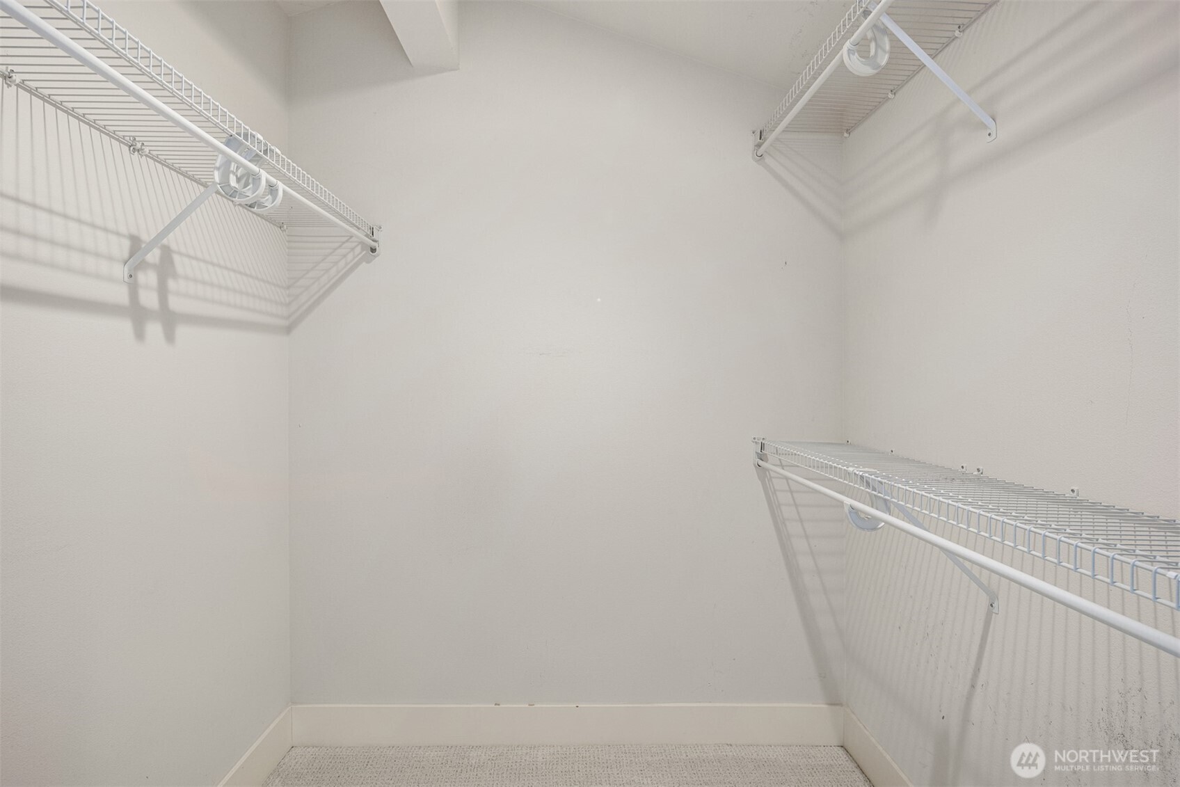 2106 West Ruffner Street Seattle, WA 98199 - Photo 23 of 28 Gallery Image 23