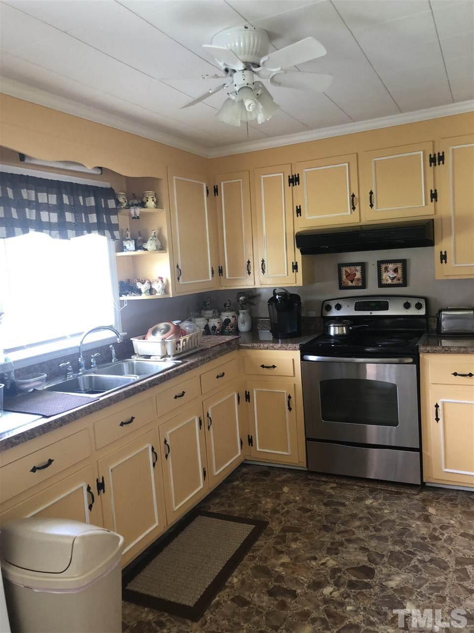 1088 Vicksboro Road Henderson, NC 27537 - Photo 6 of 18 Gallery Image 6