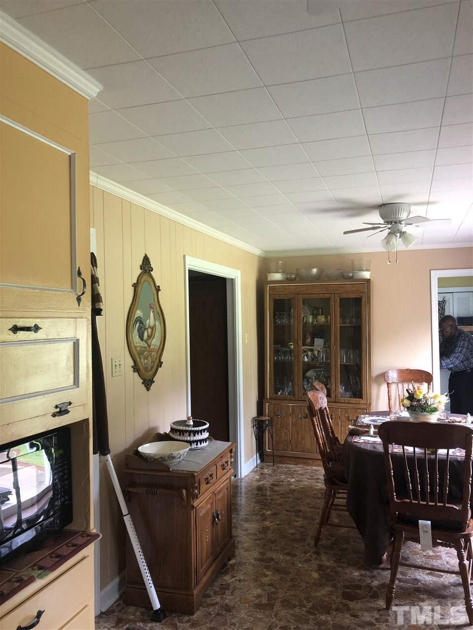 1088 Vicksboro Road Henderson, NC 27537 - Photo 9 of 18 Gallery Image 9
