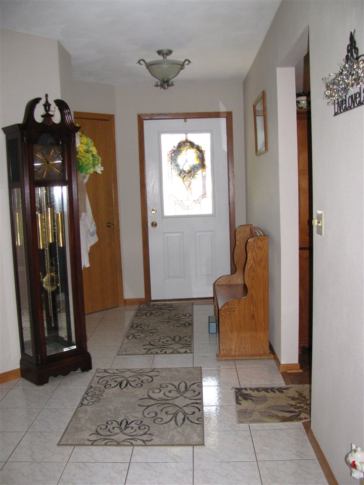 1306 South Trainer Road Rockford, IL 61108 - Photo 5 of 25 Gallery Image 5