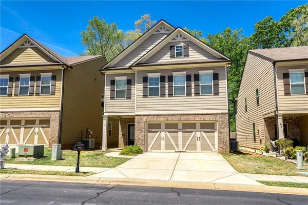 $2,300 | 5216 Apple Grove Road Northeast, Buford, GA 30519