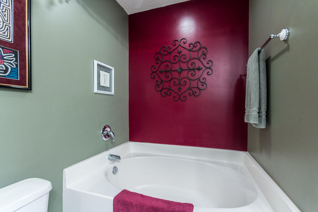 116 Hammerbeck Road Summerville, SC 29483 - Photo 18 of 28 Master Bath