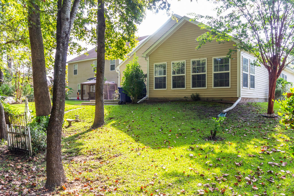 116 Hammerbeck Road Summerville, SC 29483 - Photo 26 of 28 Backyard