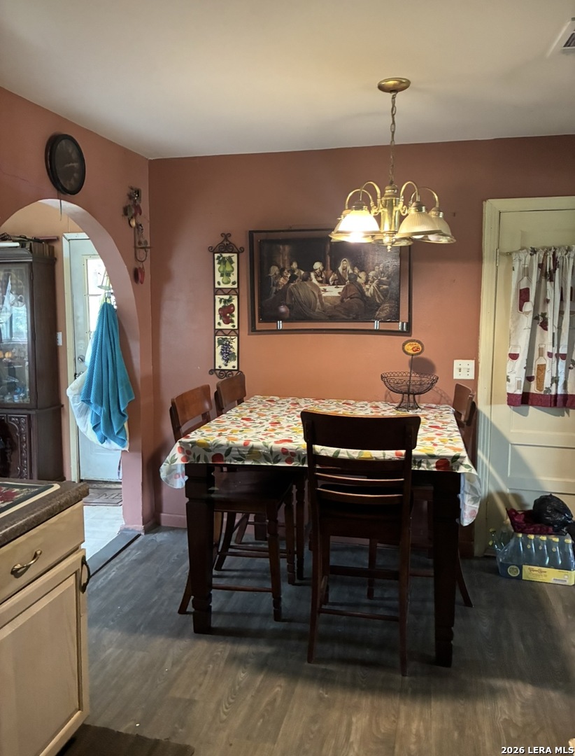 323 East White Street Dilley, TX 78017 - Photo 7 of 12