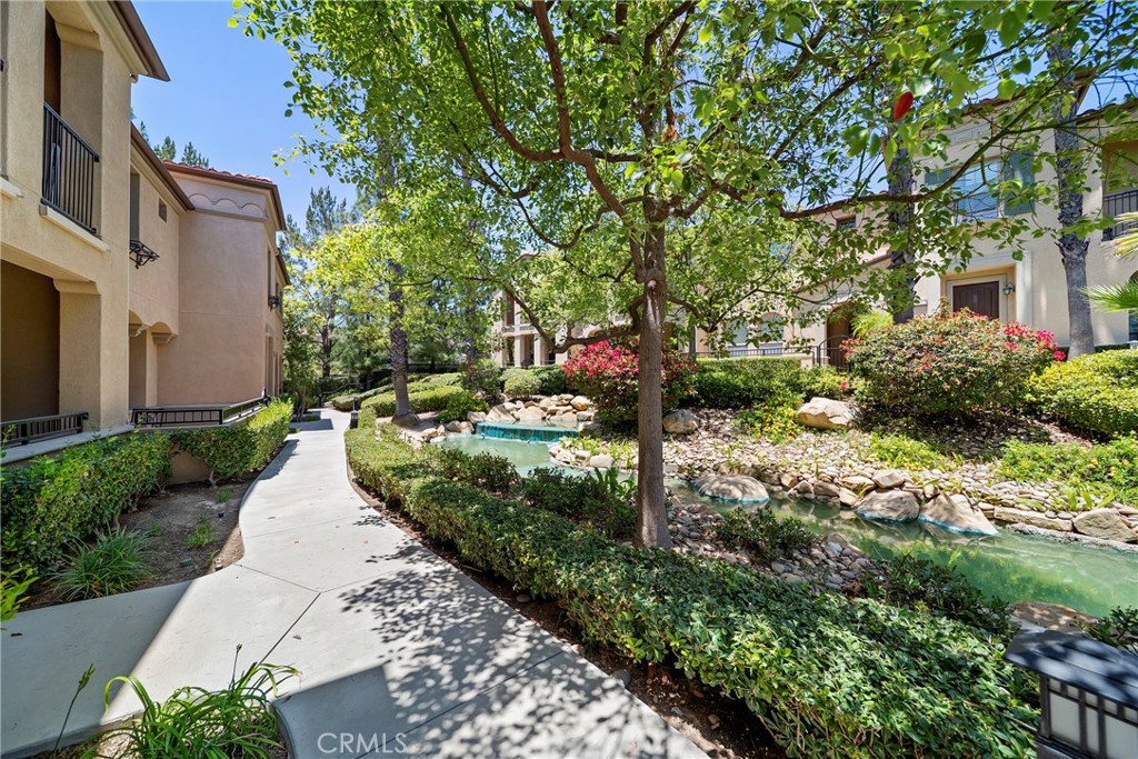 20426 Paseo Cresta Porter Ranch, CA 91326 - Photo 35 of 44