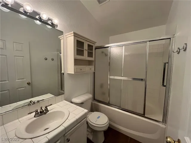 $1,425 | 3676 Renovah Street, Unit 201, Las Vegas, NV 89129