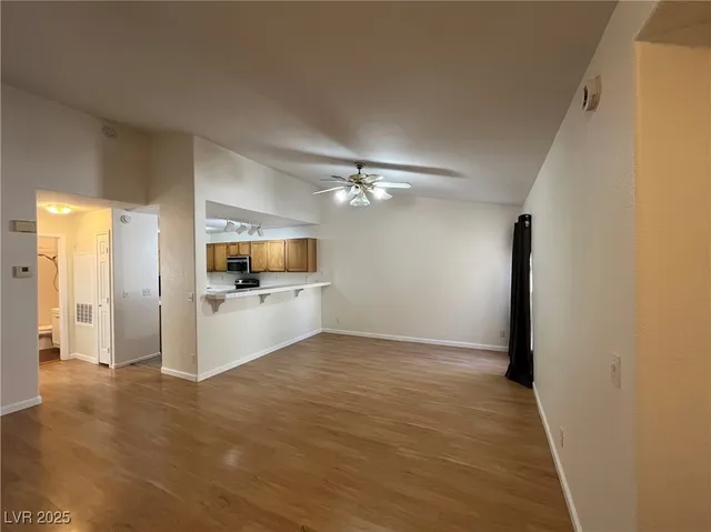$1,425 | 3676 Renovah Street, Unit 201, Las Vegas, NV 89129