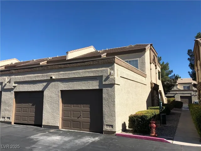 $1,425 | 3676 Renovah Street, Unit 201, Las Vegas, NV 89129