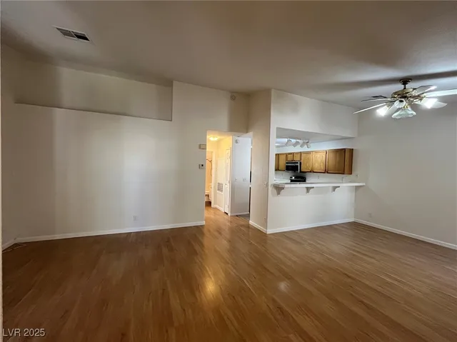 $1,425 | 3676 Renovah Street, Unit 201, Las Vegas, NV 89129