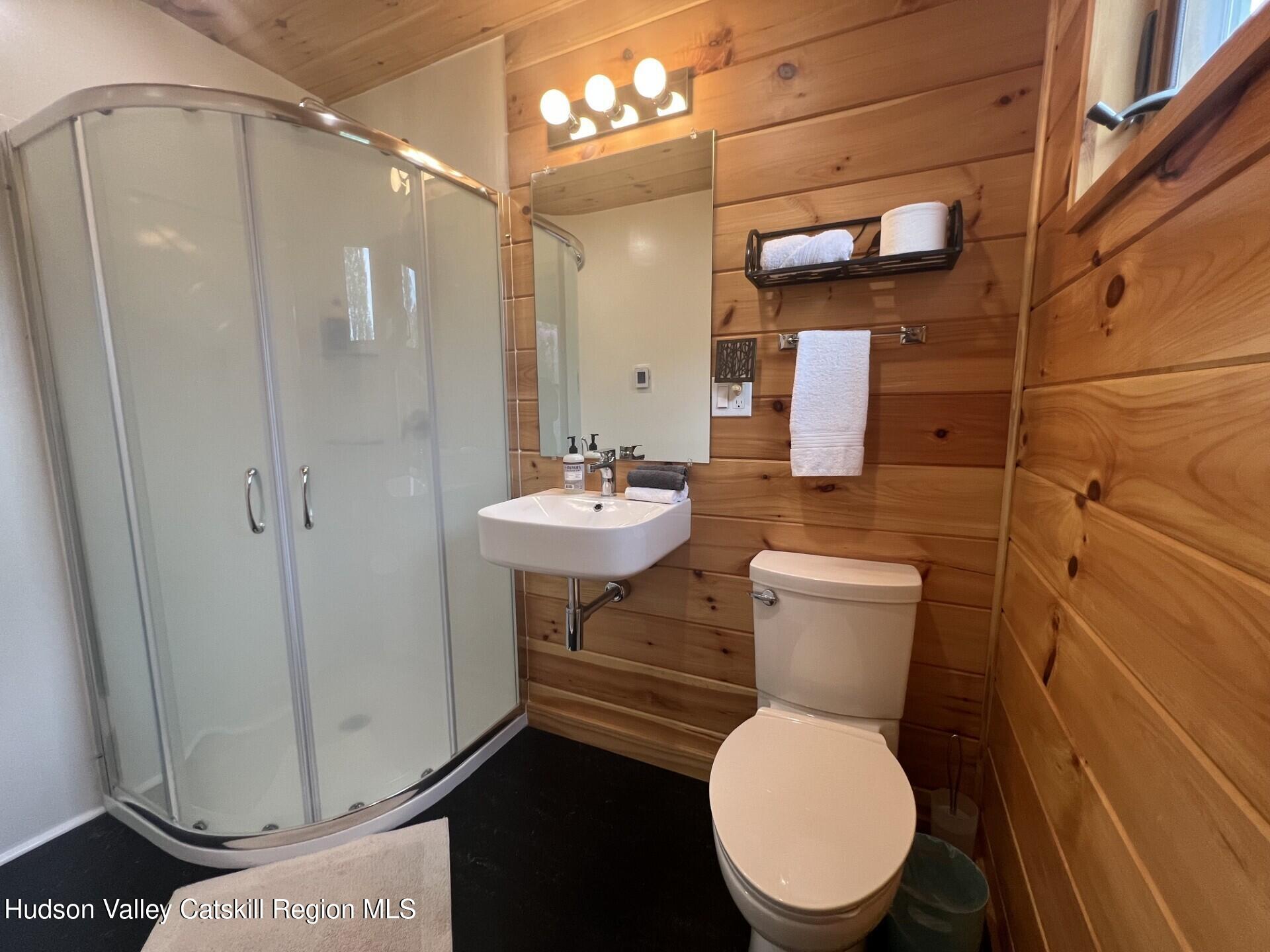 18 Brockett Road Windham, NY 12496 - Photo 11 of 14 18 Brockett bath2