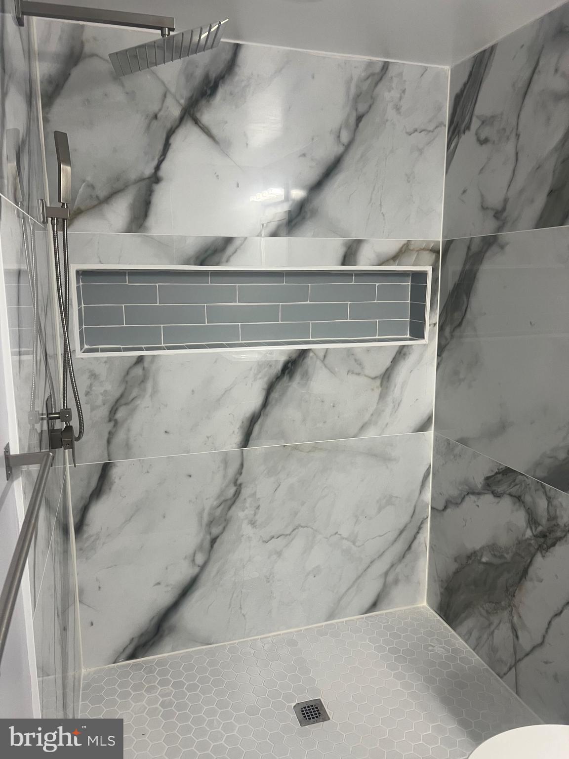 2600 Kingsway Road Fort Washington, MD 20744 - Photo 15 of 37 a close view of a shower in a bathroom