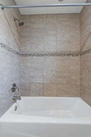 $3,500 | 8917 Villa Norte Drive, Unit VH7, Austin, TX 78726