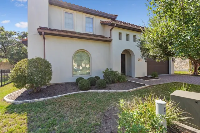 $3,500 | 8917 Villa Norte Drive, Unit VH7, Austin, TX 78726