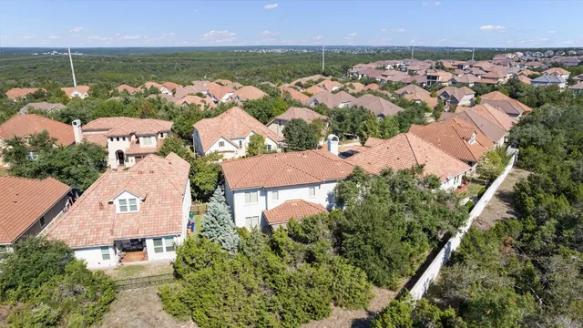 $3,500 | 8917 Villa Norte Drive, Unit VH7, Austin, TX 78726