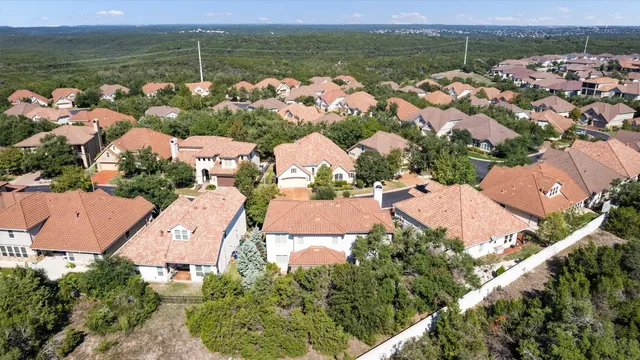 $3,500 | 8917 Villa Norte Drive, Unit VH7, Austin, TX 78726