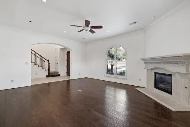 $3,500 | 8917 Villa Norte Drive, Unit VH7, Austin, TX 78726