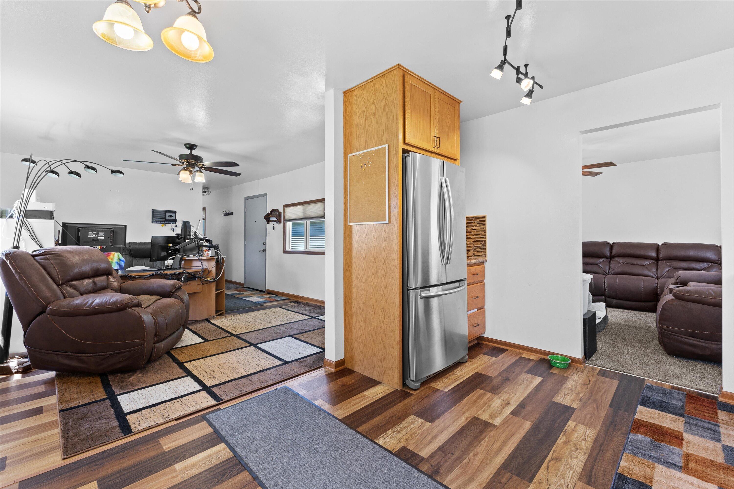 6636 124th Street Pleasant Prairie, WI 53158 - Photo 9 of 22 15-KCM-48